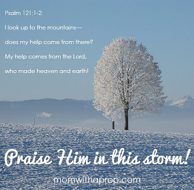 Sunday Blessings - Praise Him in this storm  |  Mom with a Prep