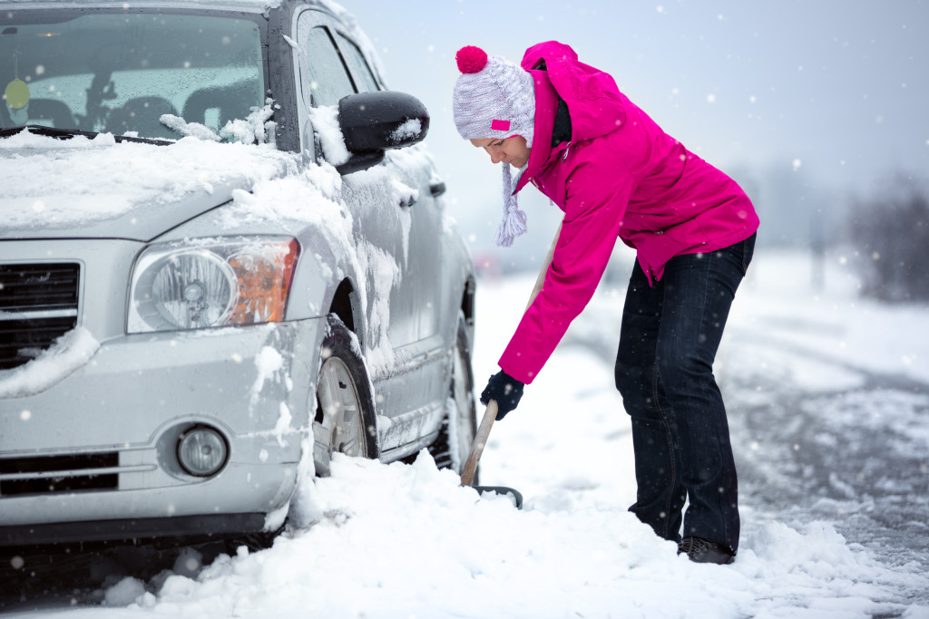 Driving in the winter can be scary, but these two lists should help: 1 - Tips for cold weather driving and 2 - A list of supplies to keep in your car