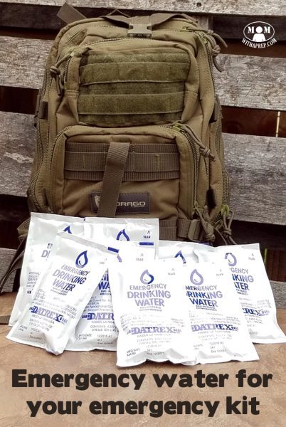 Emergency water in pouches for your bug out bags or 72 hour kits? You bet!! It may seem weird, but it's a cool way to store shots of water for those times you desperately need it! Emergency Kits | water storage