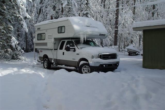 Lancesnow truck camper