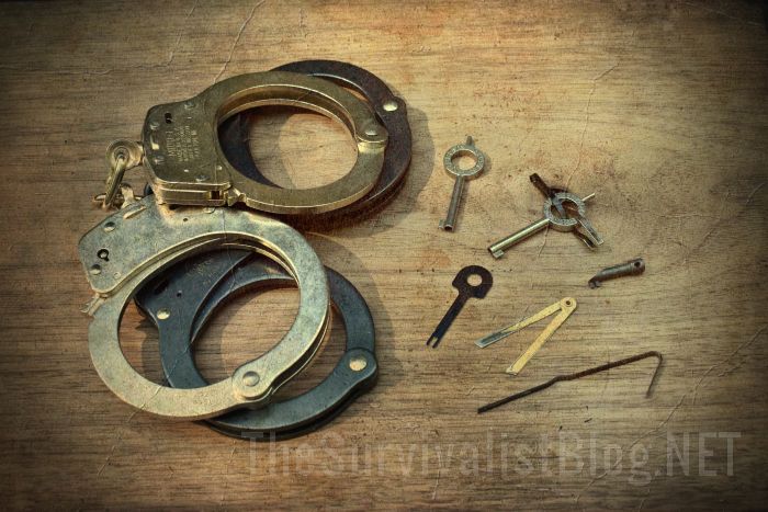 handcuffs keys and shims