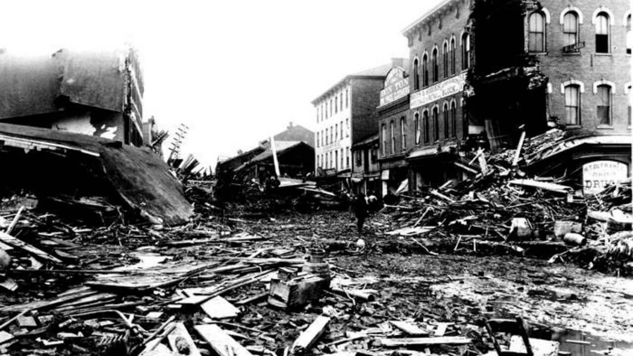 Destruction in Johnstown after the flood.