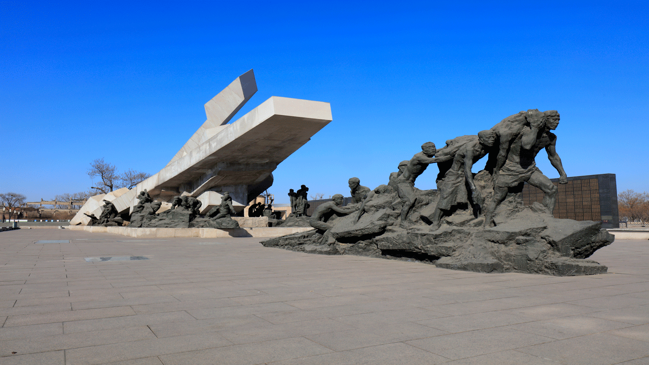 Tangshan-Earthquake-memorial