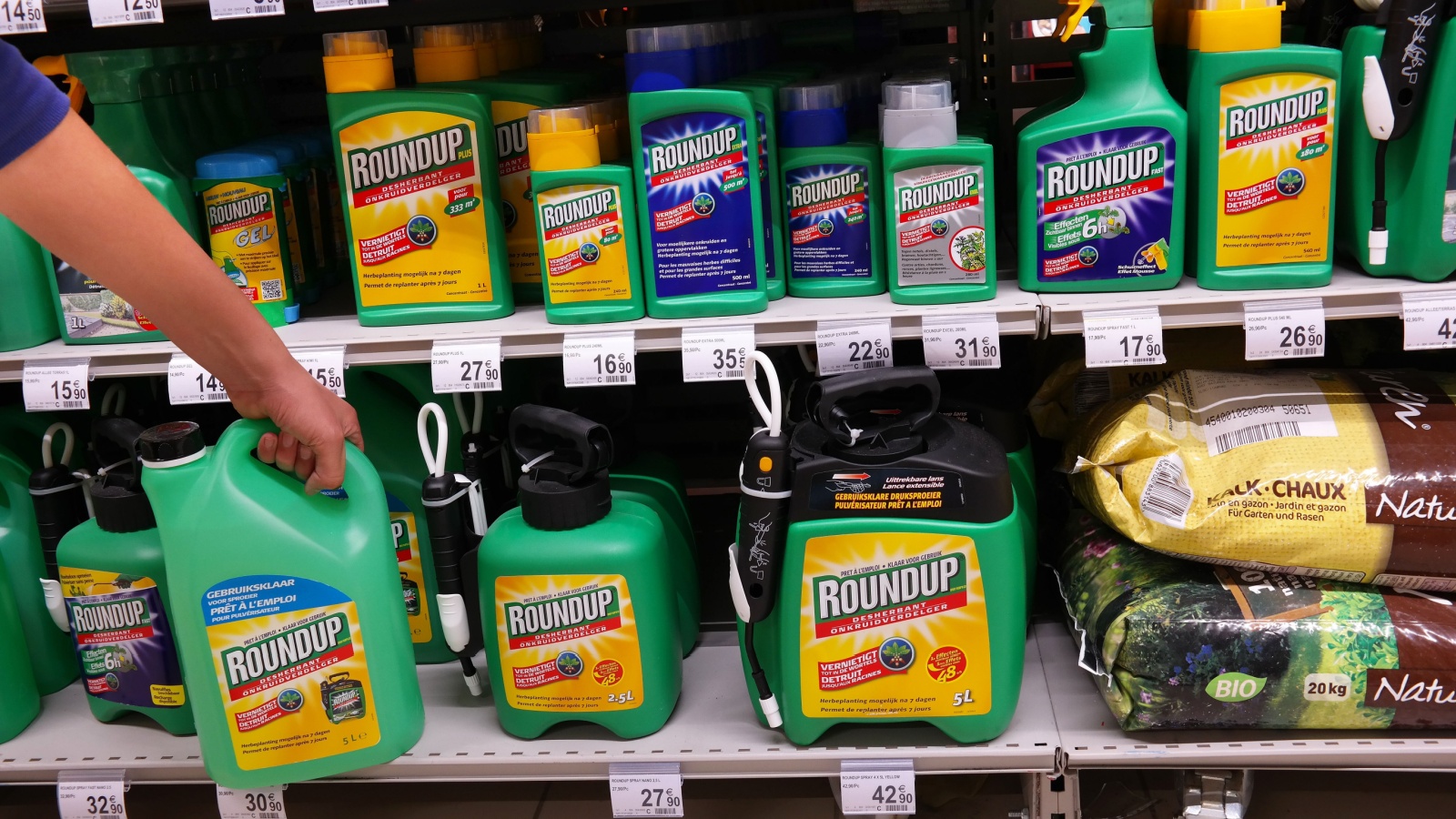 Roundup, Pesticides