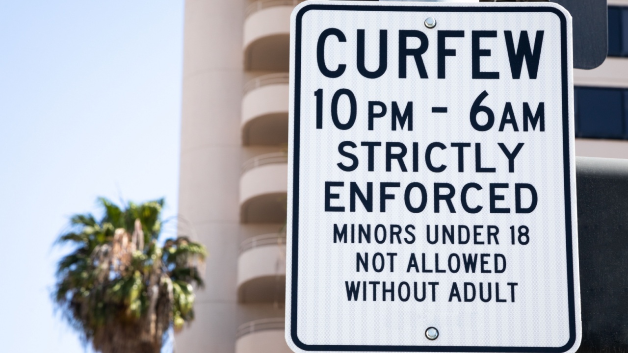 Curfew signage