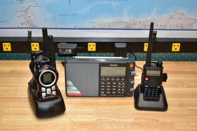 motorola baofeng uv5r tecsun pl880 radios