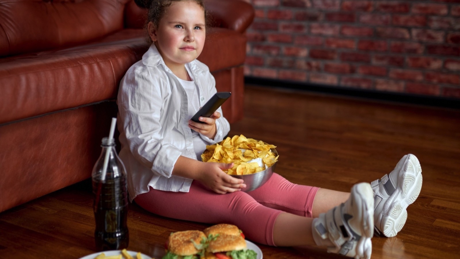 Kid eating junk food