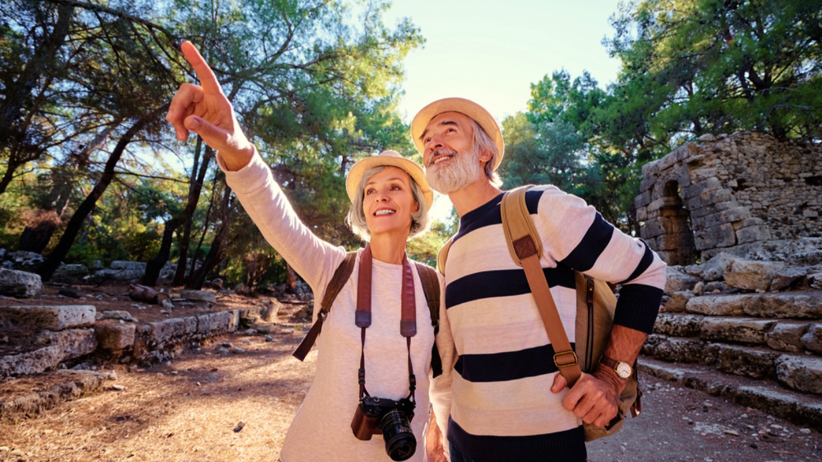 Old couples visiting new country