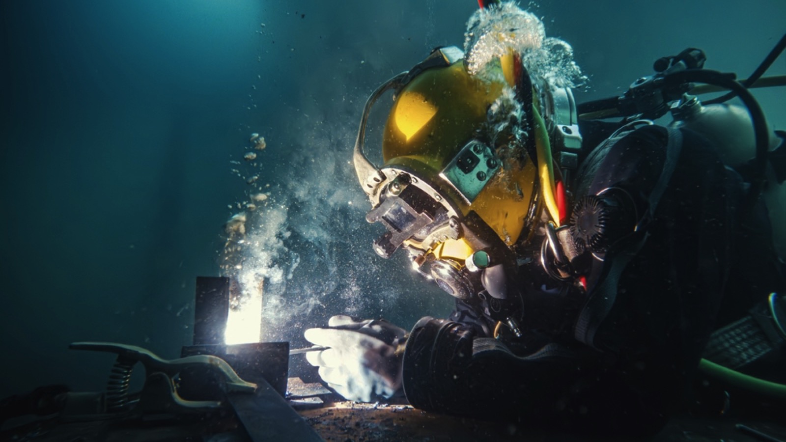 Underwater Welder